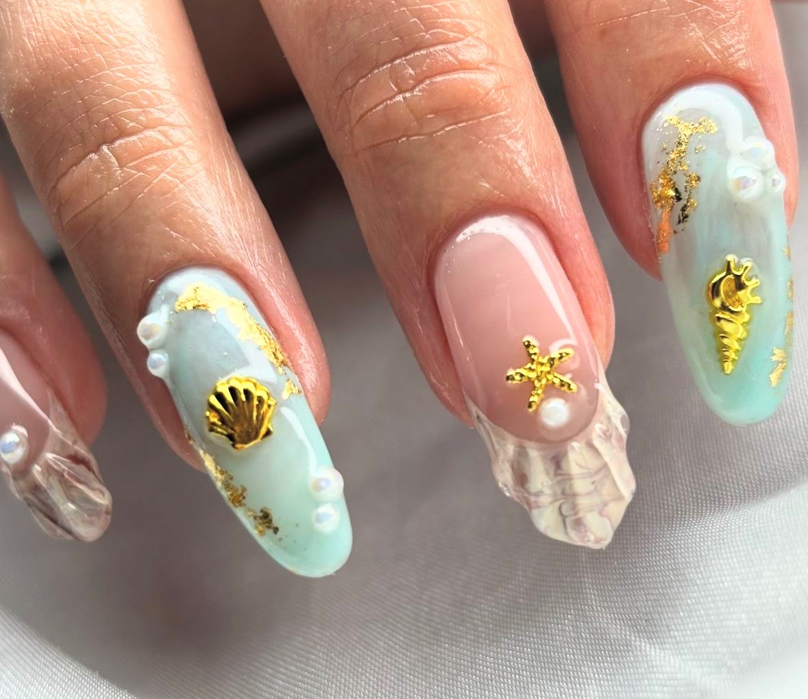 Mermaid gold-leaf nail set